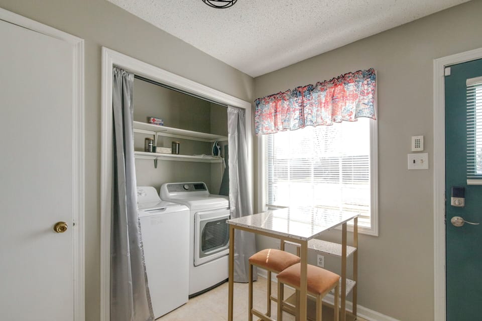 Laundry Area | Washer/Dryer