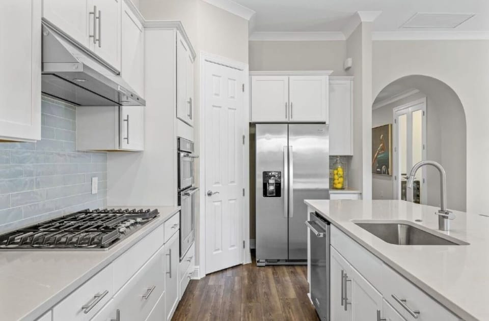 Kitchen - gas stove top