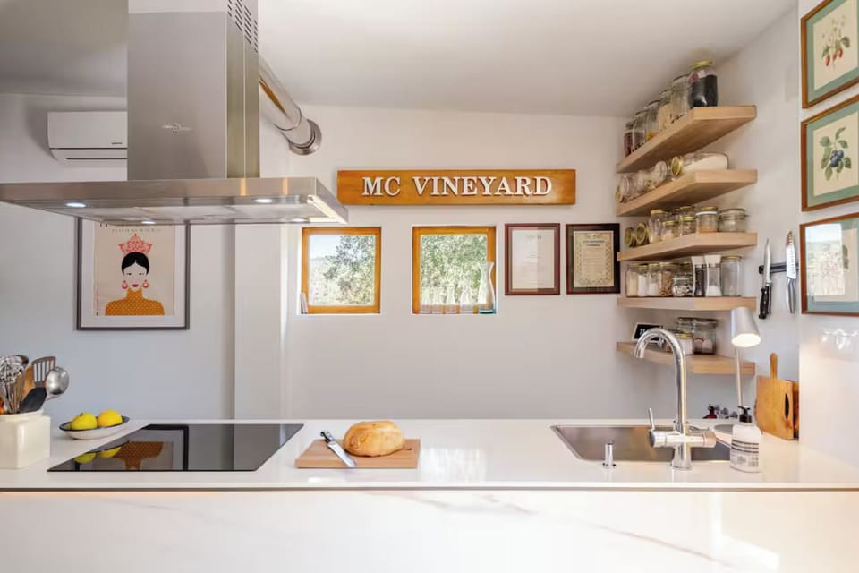 Kitchen - fully equipped