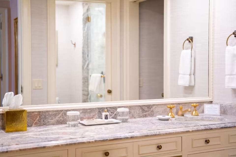 Start your day with bright, polished bath finishes and soft towels.