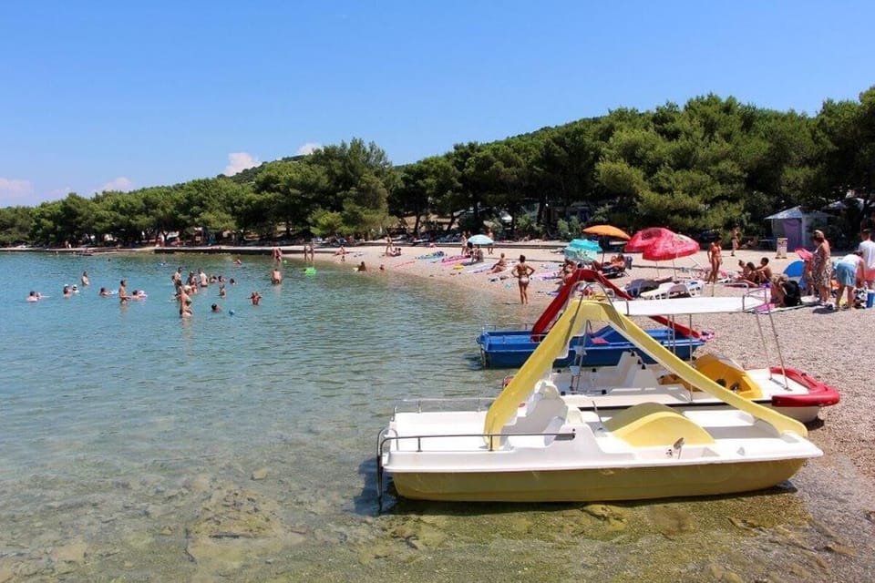 Nearby beaches