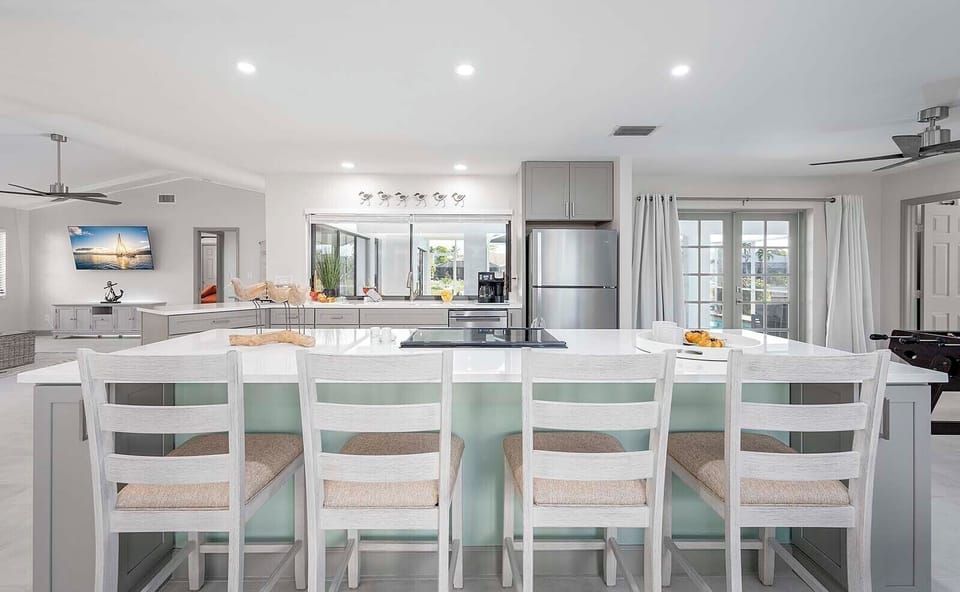 Additional Seating on the Center Island in the Kitchen