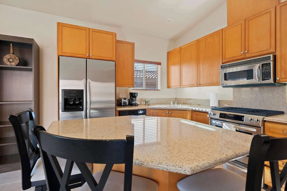 Fully equipped kitchen 