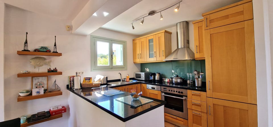 Another view of the open plan living/dining area 