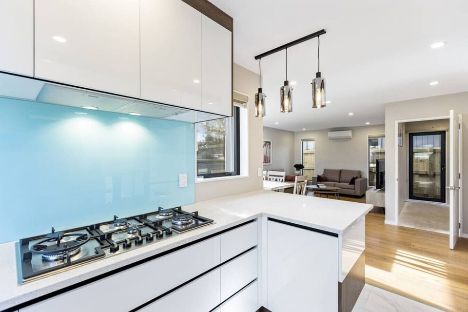 The gas cooktop has five elements so that you can create masterpieces.