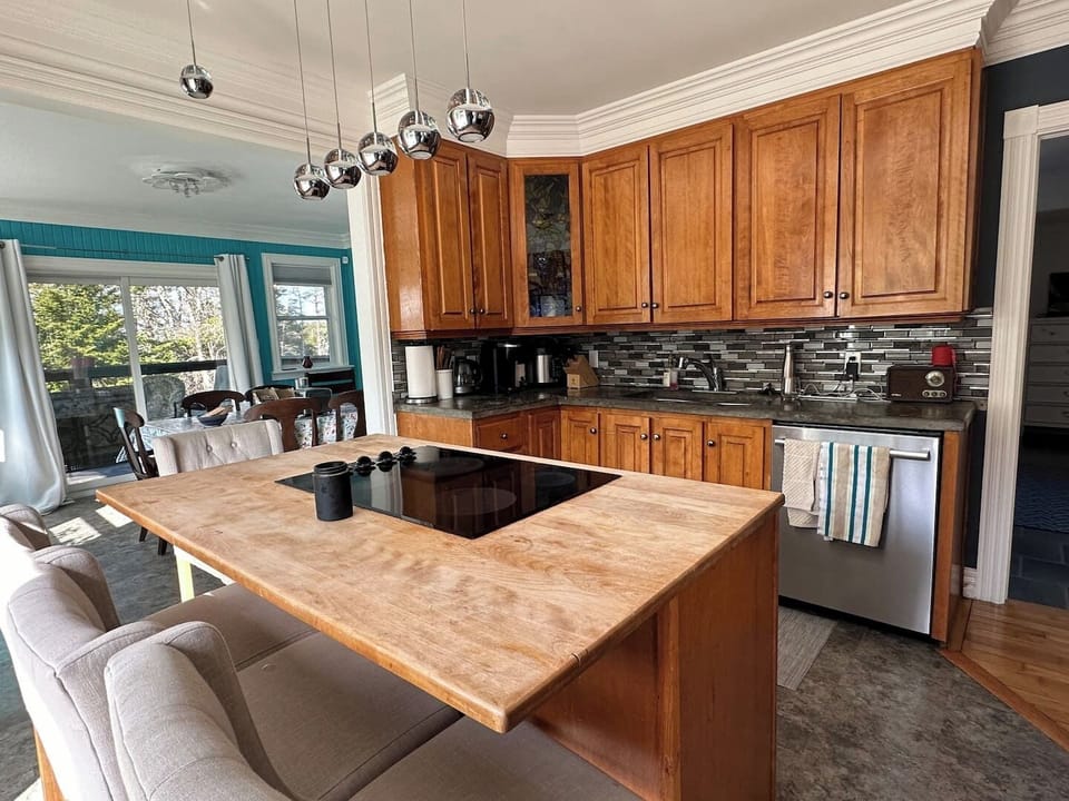 Navigate through our spacious kitchen aisle, designed for easy movement and accessibility during meal preparation #SpaciousKitchen #EasyAccess