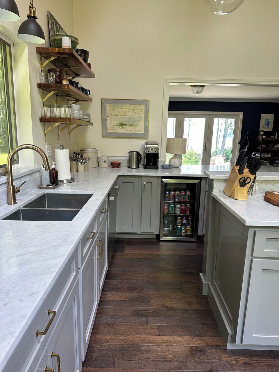 Open kitchen