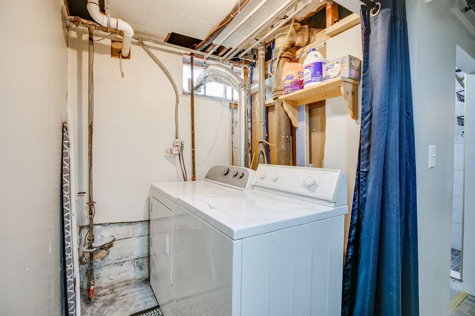 Help yourself to the washer and dryer!