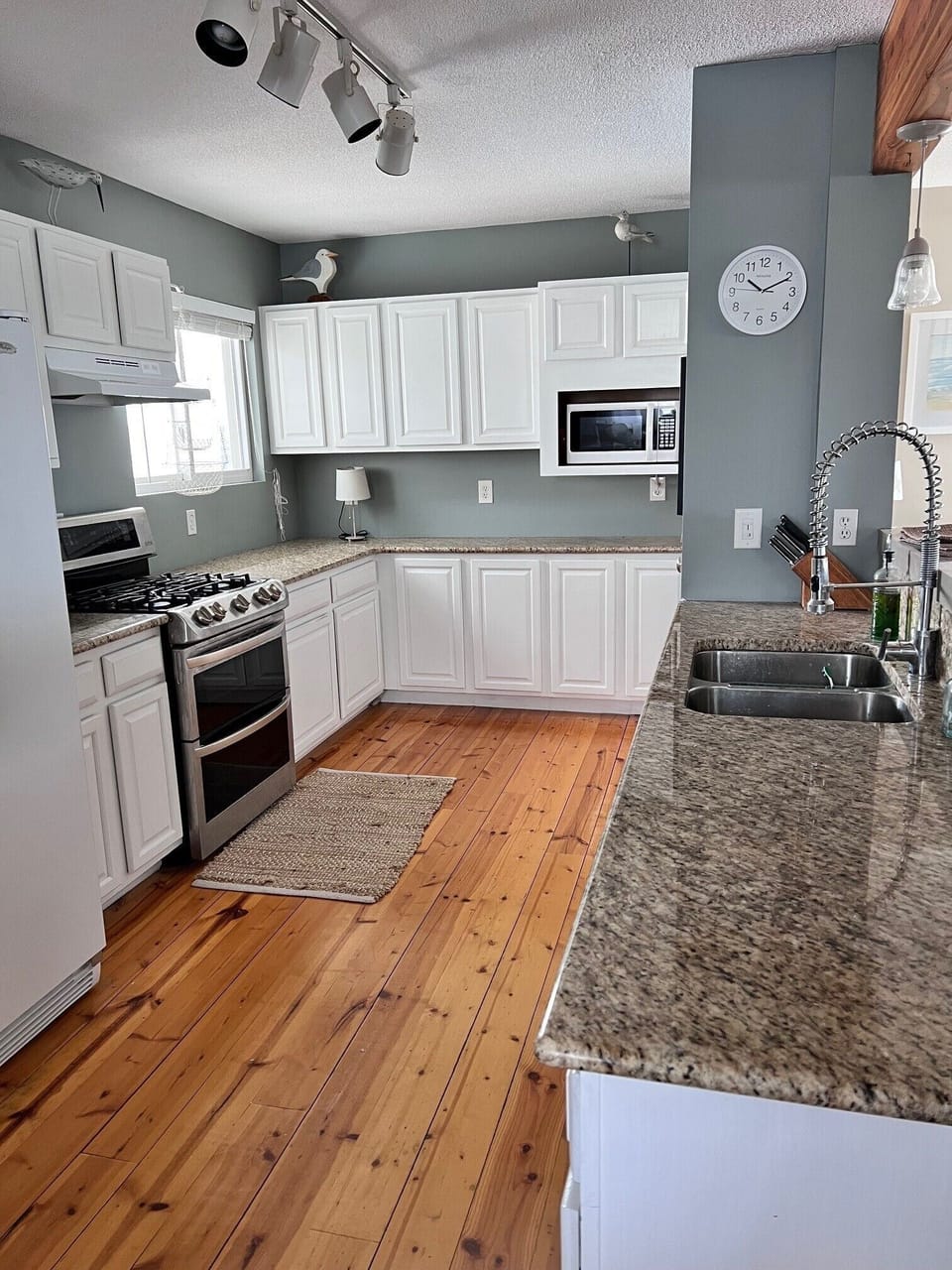 Large open Kitchen