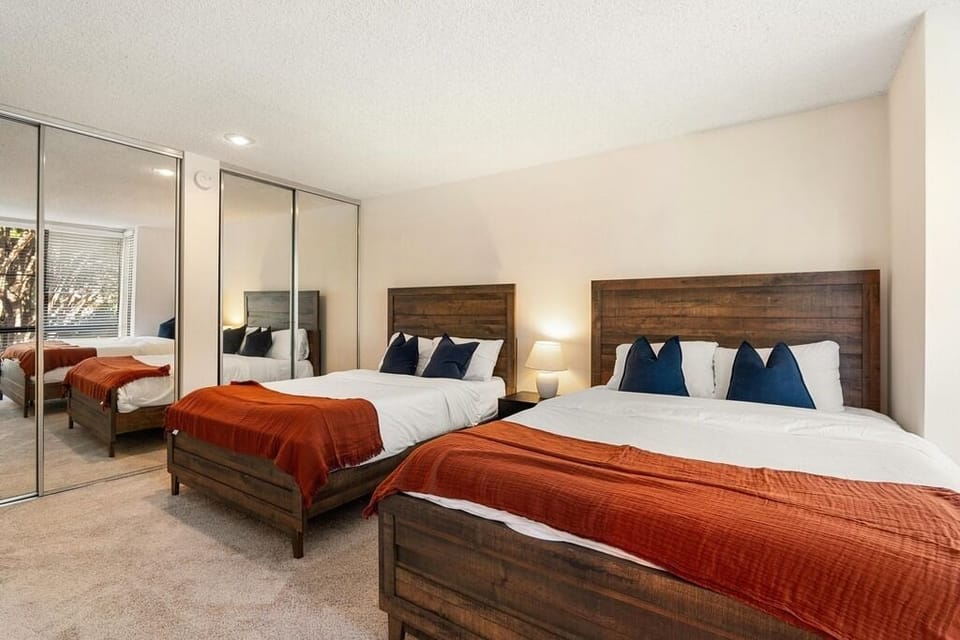 Tranquil & Minimalist Bedroom Retreat