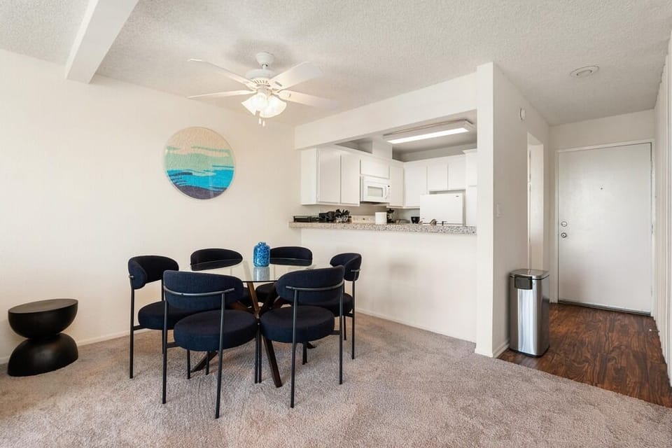 Stylish dining area perfect for meals and gatherings with friends.