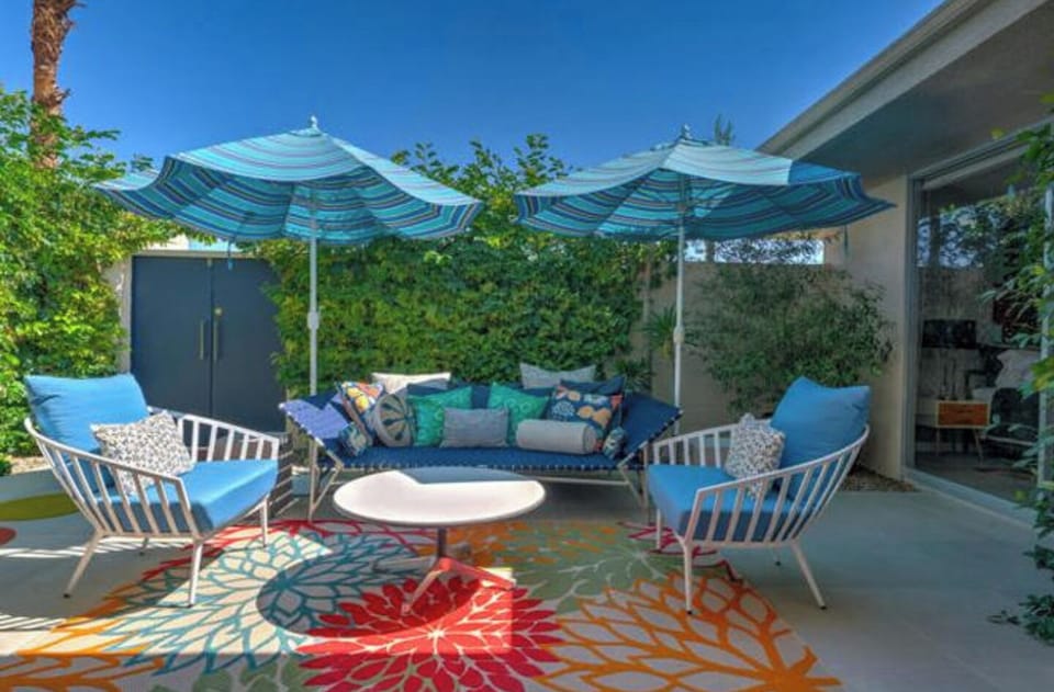 Private courtyard