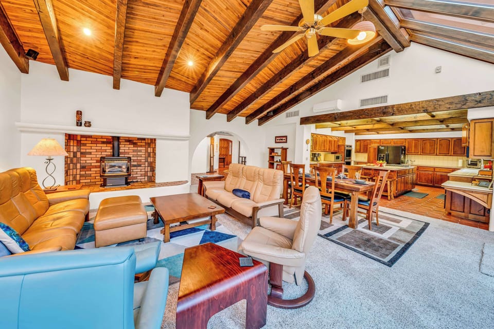 Cozy Great Room With Fireplace