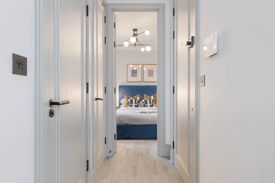 Grenville Street WC1N-11