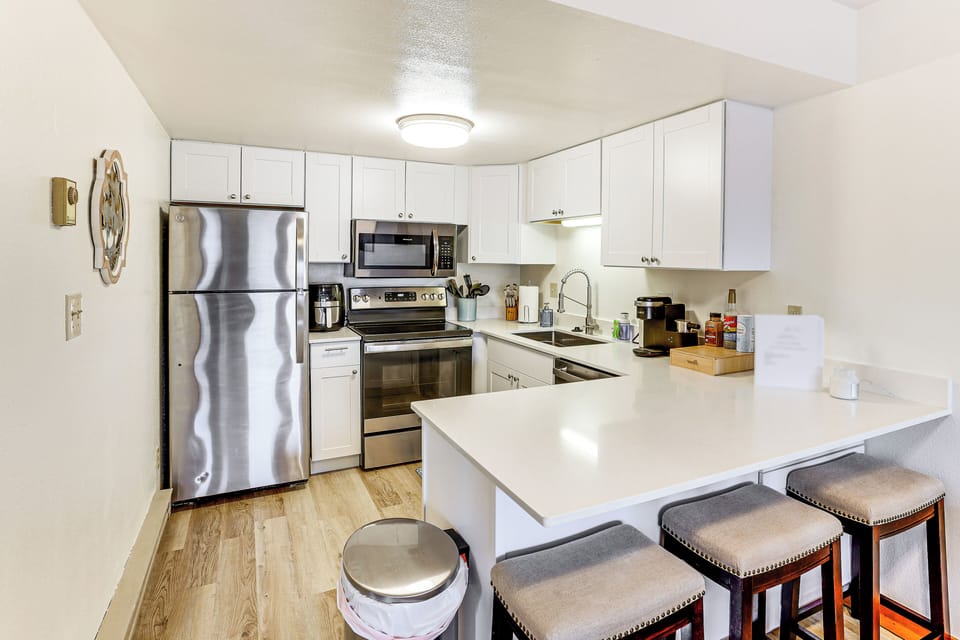 Kitchen | Cooking Basics Supplied | 1st Floor
