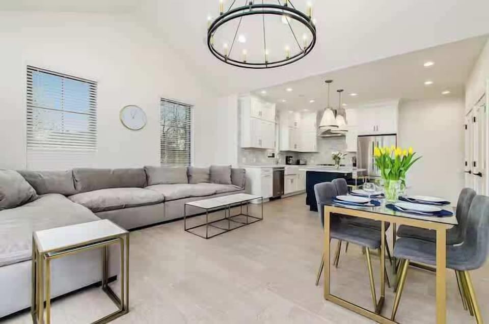 Whether it’s family game night or casual chats, this living room is designed for togetherness