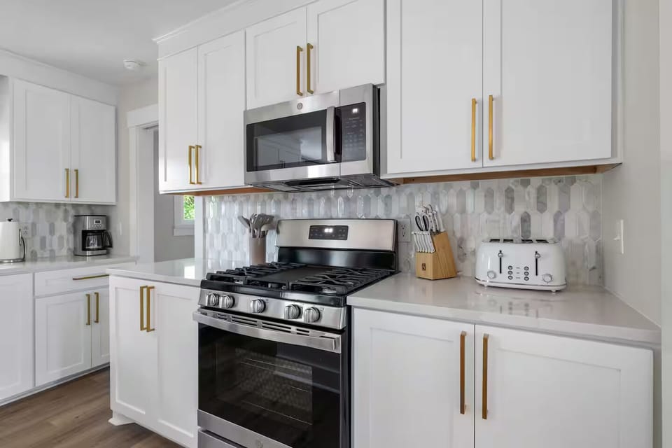 Stay in and cook for the family and friends, a kitchen equipped for your needs