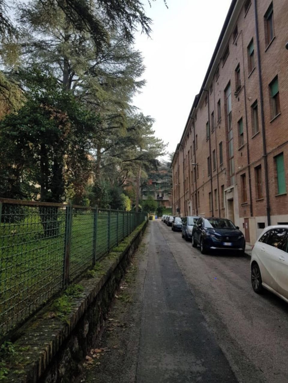 PARCHEGGIO SU STRADA PRIVATA