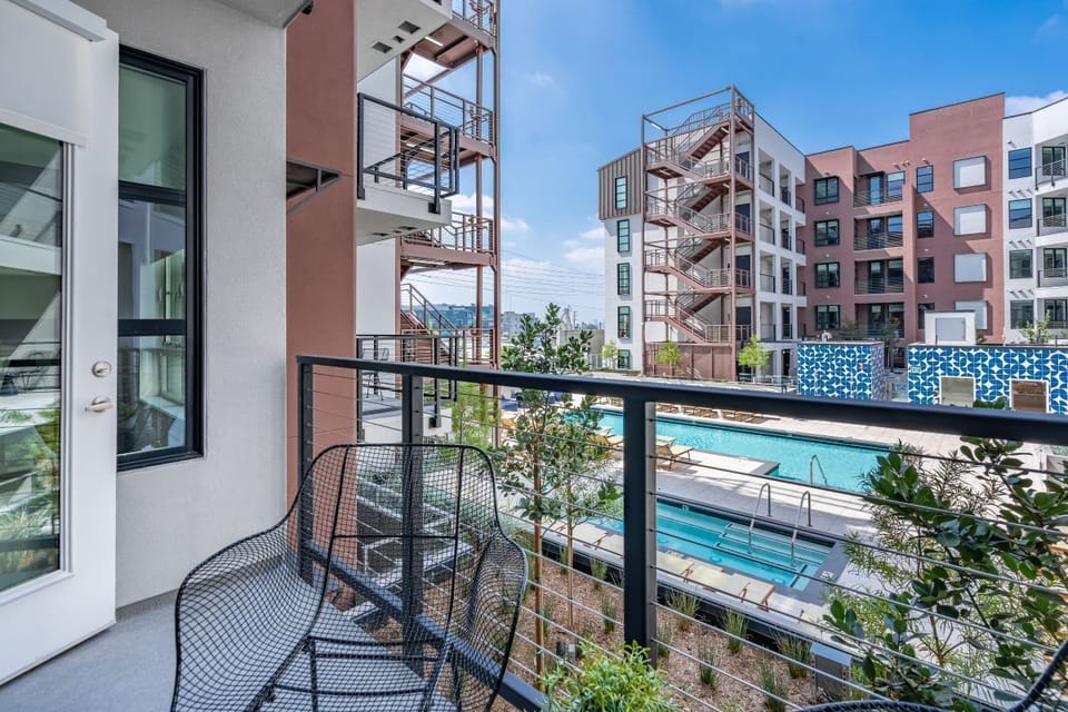 Level Hollywood - One Bedroom Suite (27)