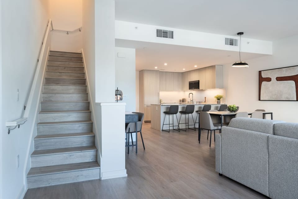 SMB_Level_Unit101_townhome_13
