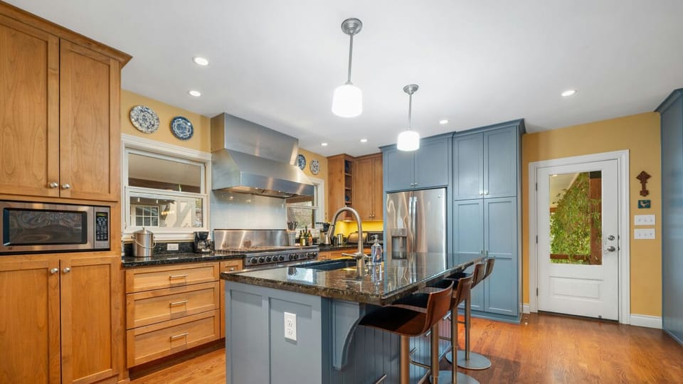 From morning coffee at the island to late-night snacks, this kitchen is the perfect gathering spot.