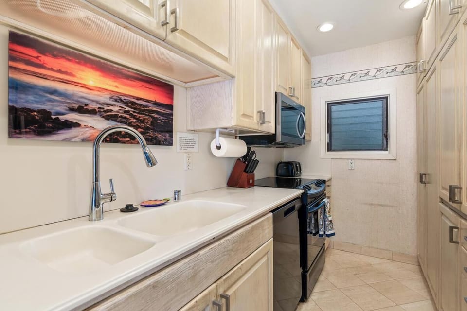Dishwasher for guest use