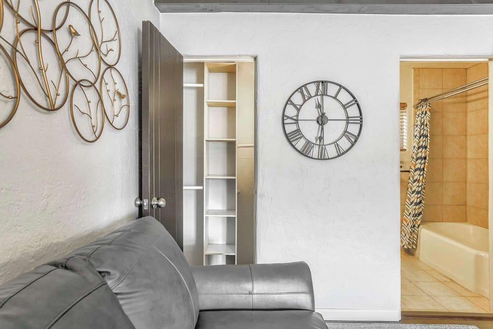 Closet & Loveseat