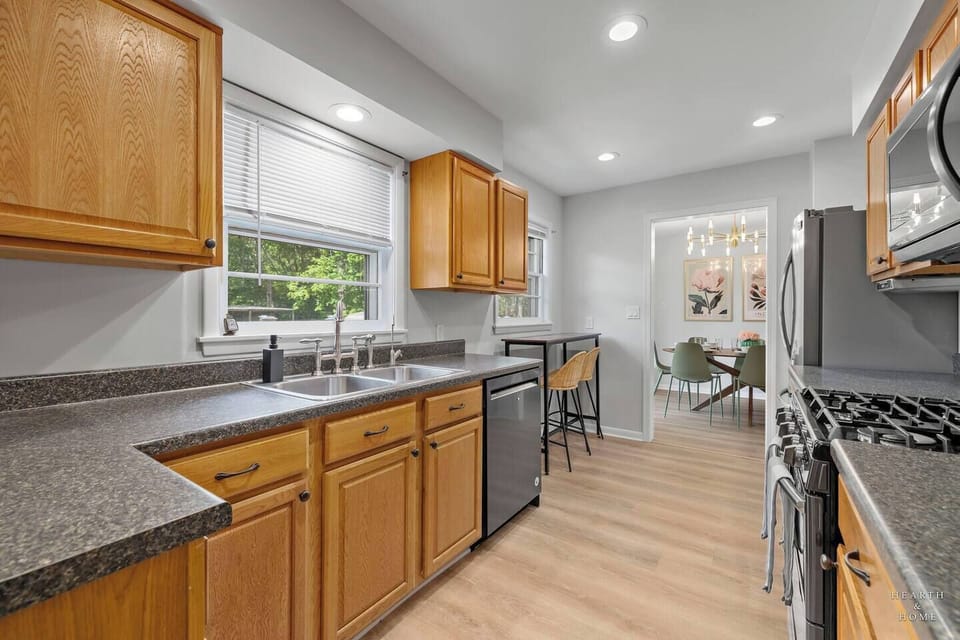 2de543f4 c8b7 42a7 b441 1be14f826b80