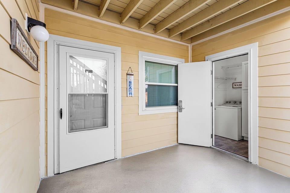 Seacove 7B Laundry Door By Front Door