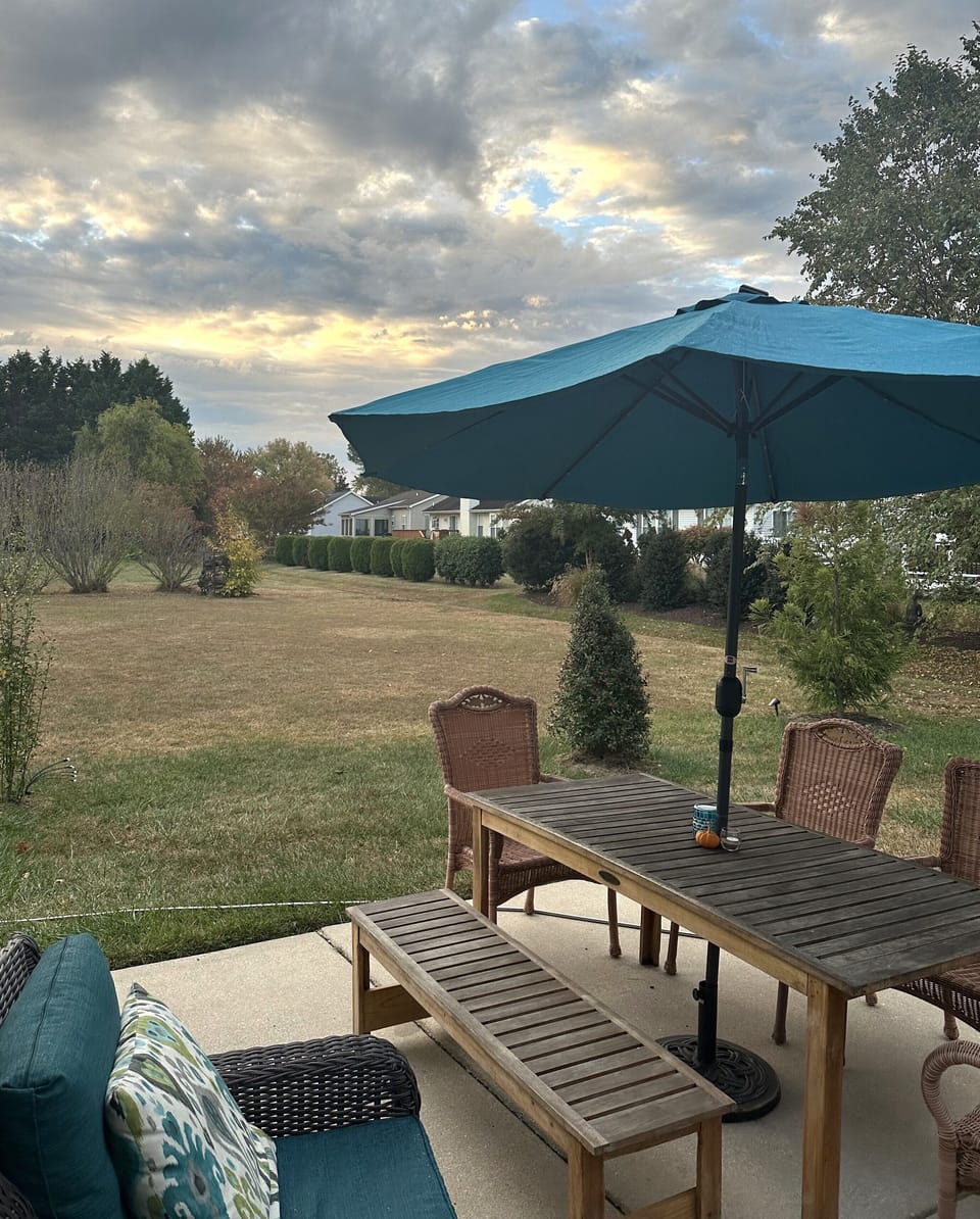 Outdoor dining