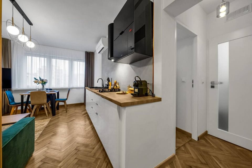 Kitchen with A/C | Book Now with RENTUJEMY.COM