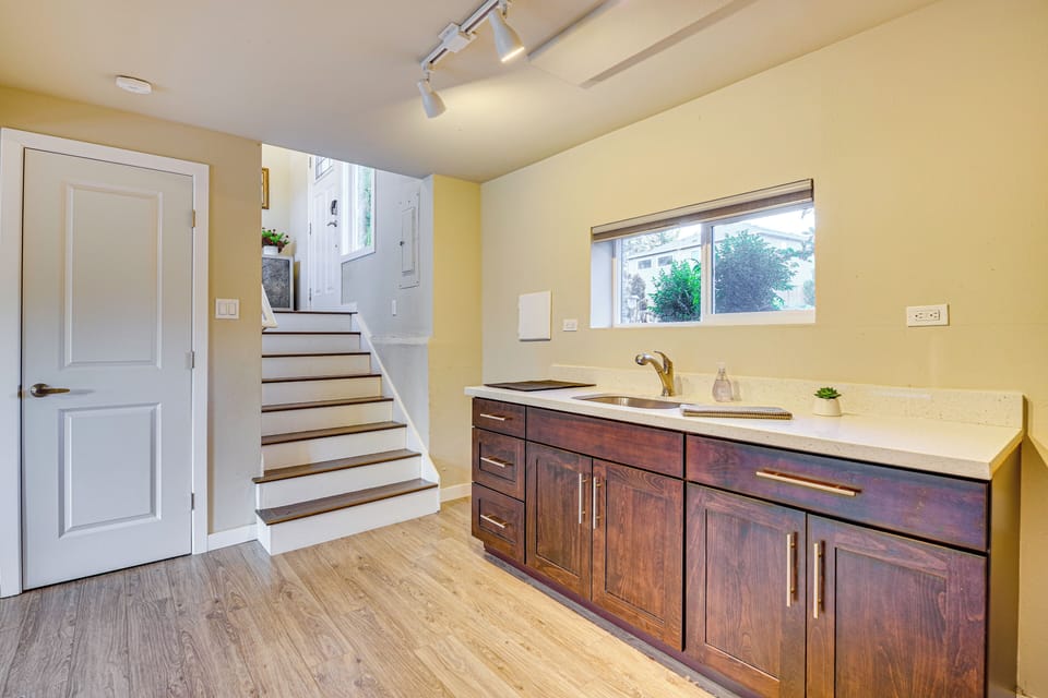 Wet Bar | Basement