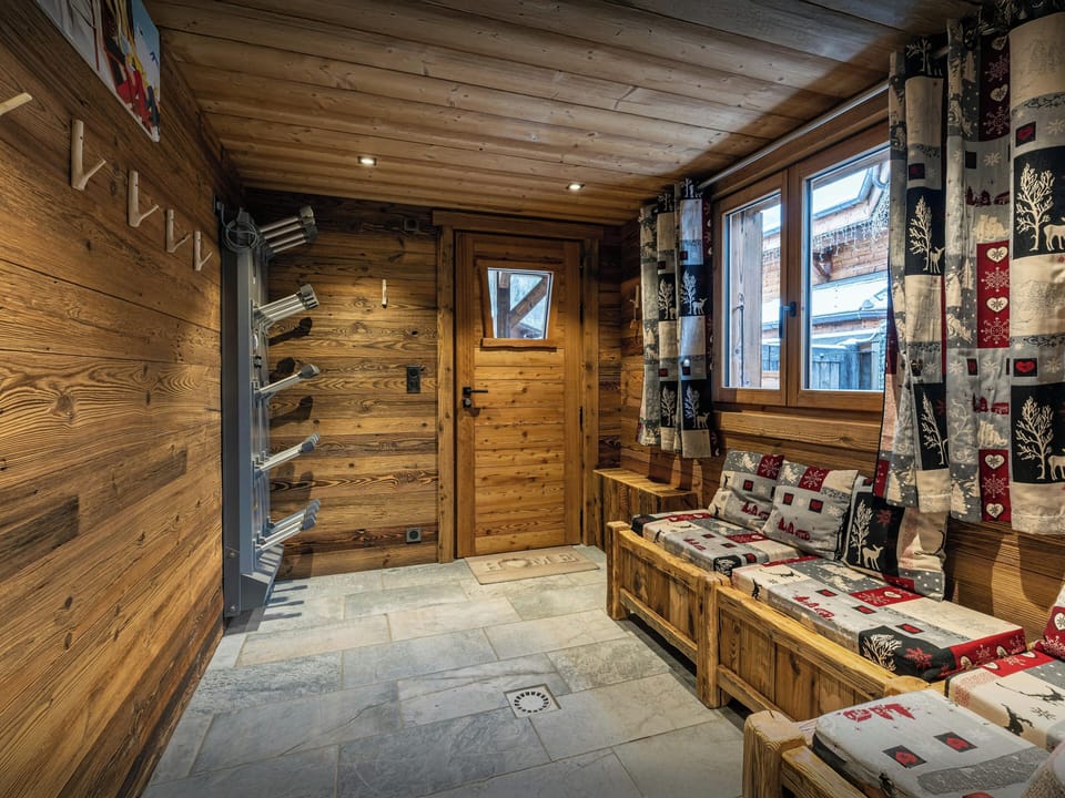Ski room