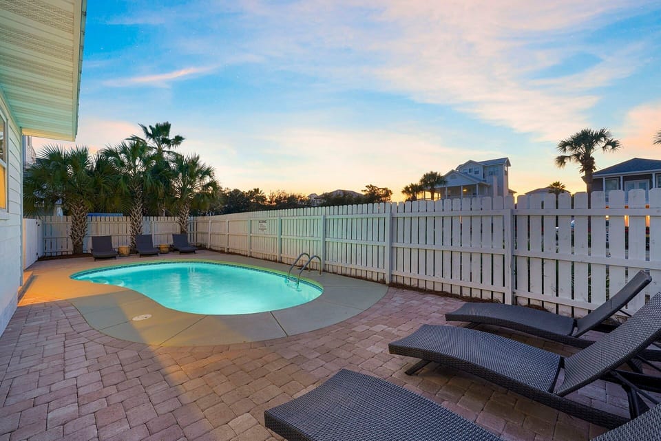 Pearl Sands - Adorable Vacation Rental Beach House Near Gulf with Private Pool in the Cottages of Crystal Beach, Florida - Five Star Properties Destin/30A