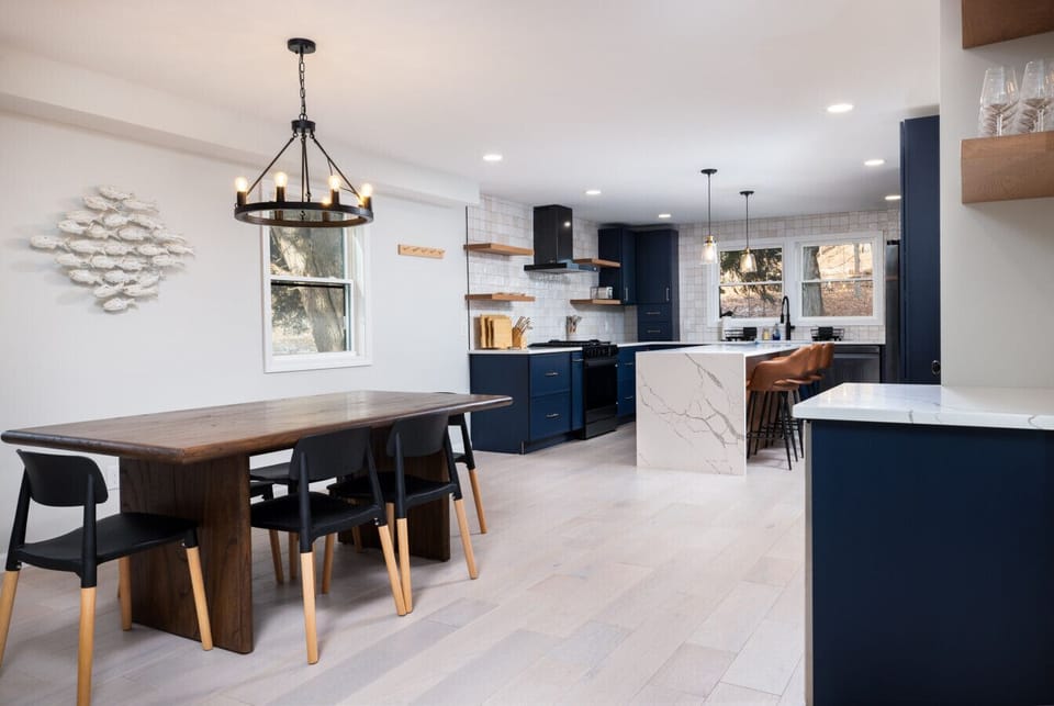 New Kitchen/Dining area