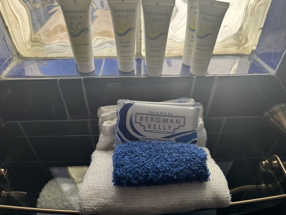 Bathroom amenities