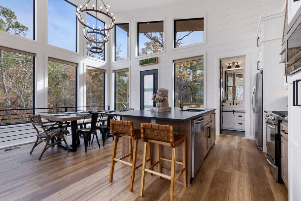 A space for togetherness and delicious dining.