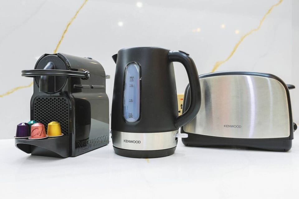 Kitchen Essentials: Sip, toast, and brew in style with top-notch appliances at your fingertips!