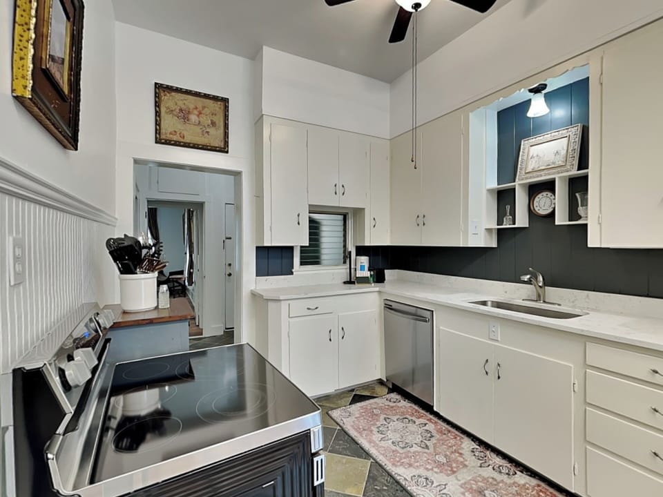 Full Size Kitchen