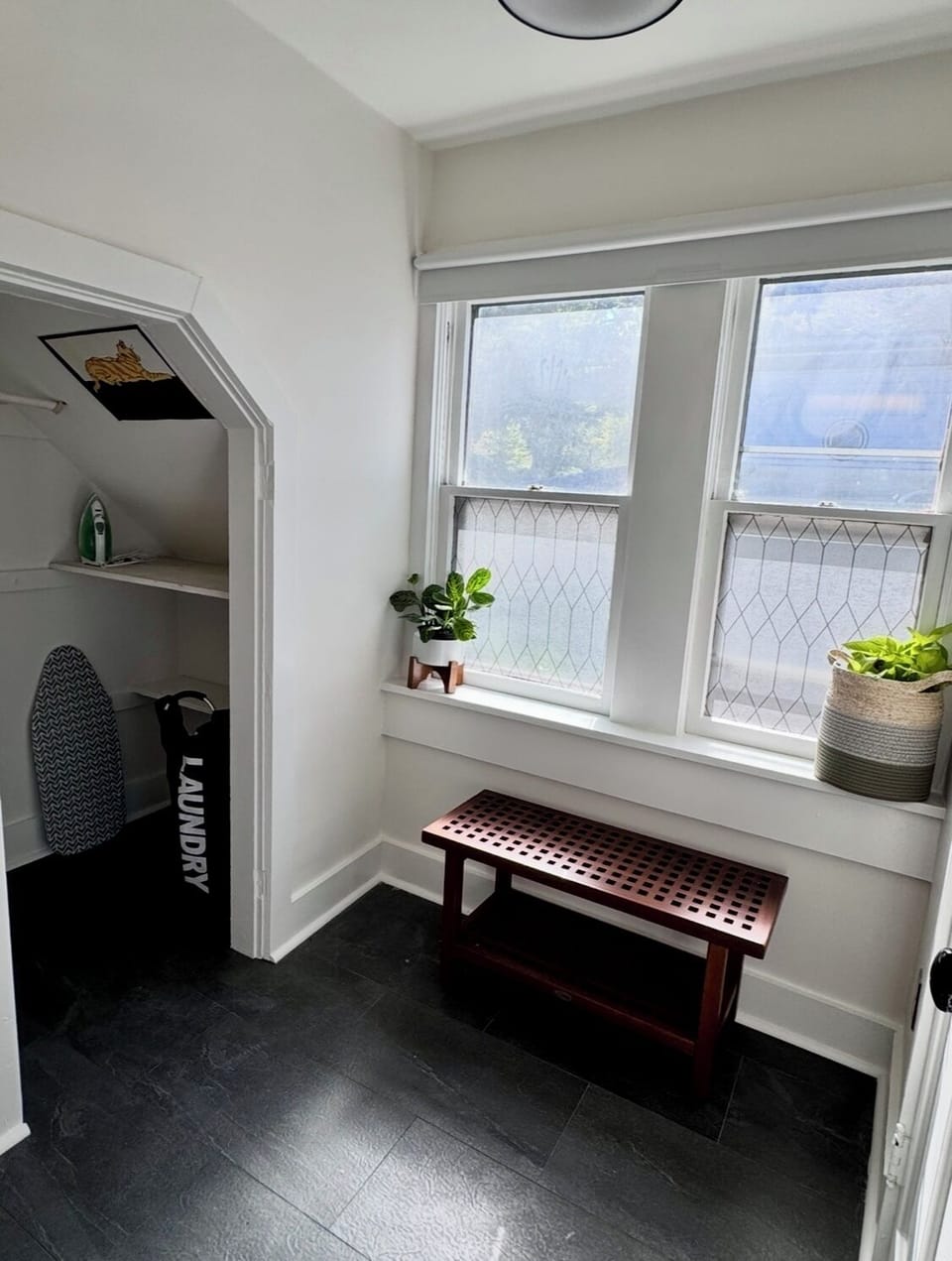 Spacious 2nd floor bathroom with sitting area