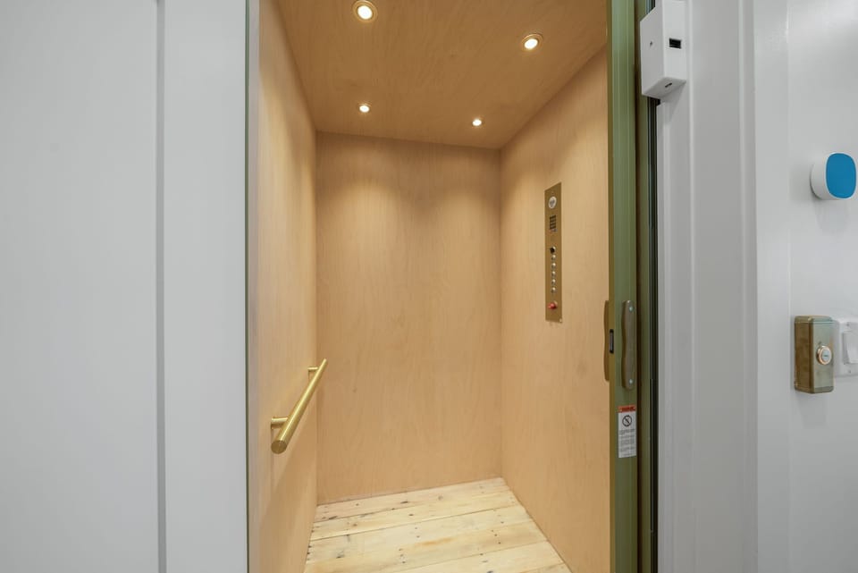 Gulf Dream | Elevator | 1st Floor