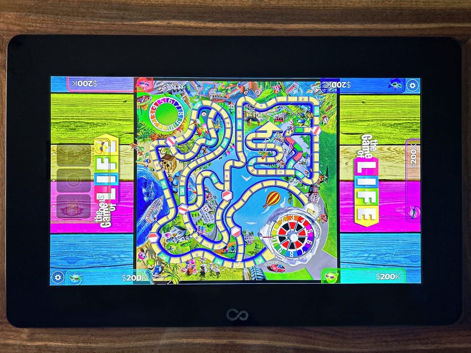 Have a blast trying out 100s of digitized board games!