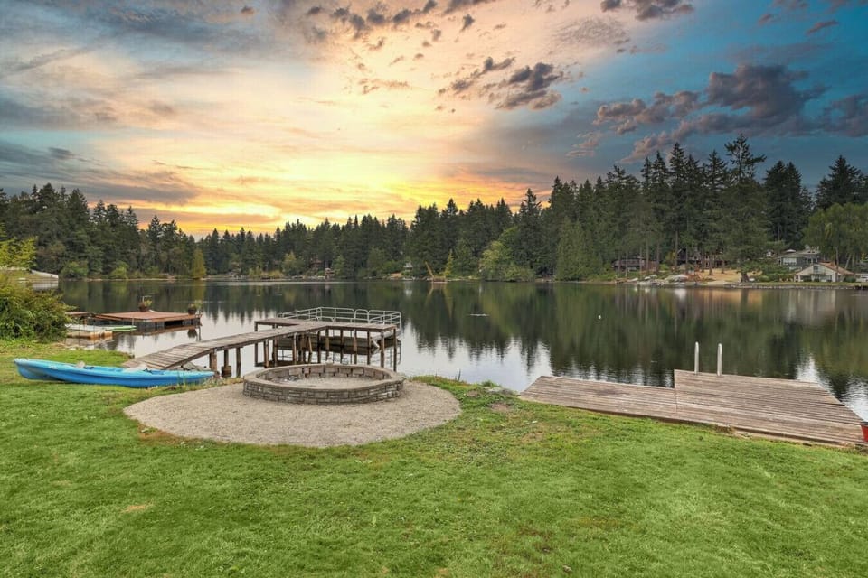 Two Lake  DocsSeattle / Tacoma Area