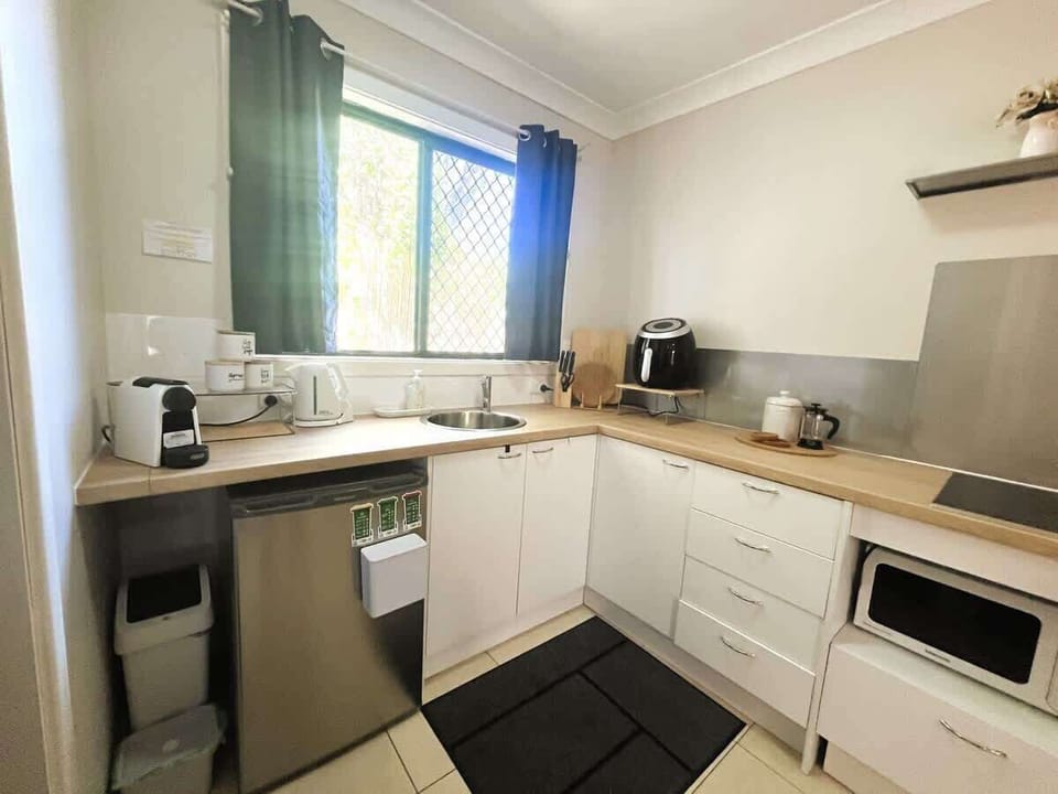 Lovely little kitchen all to yourself