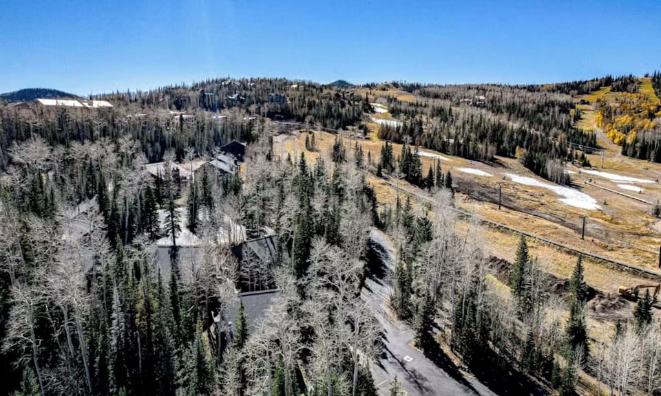 Located on Navajo Slopes