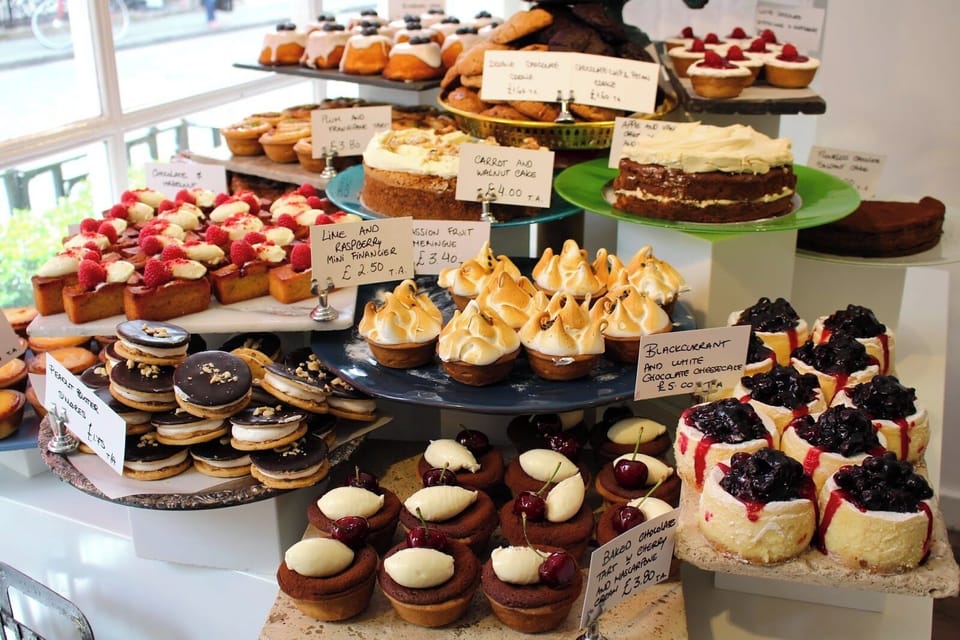 Ottolenghi delicatessen - 4 mins walk! 