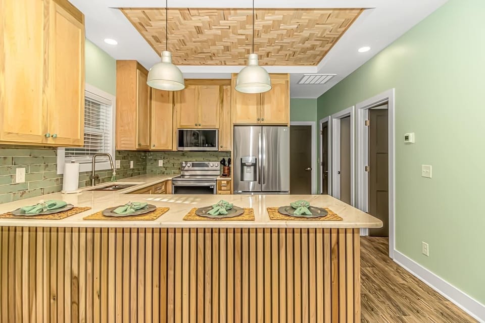Kitchen Peninsula