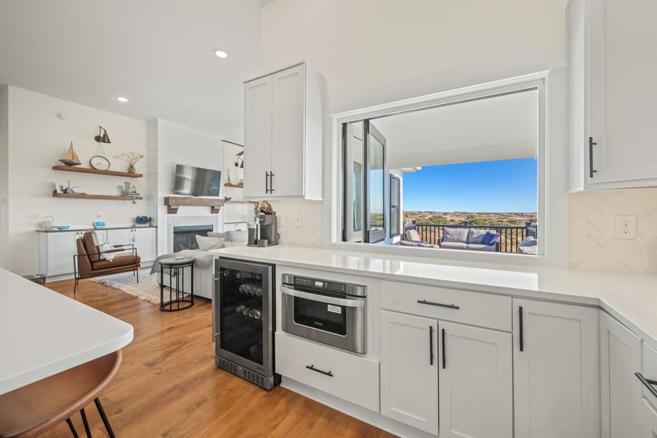 Kitchen - Top Level