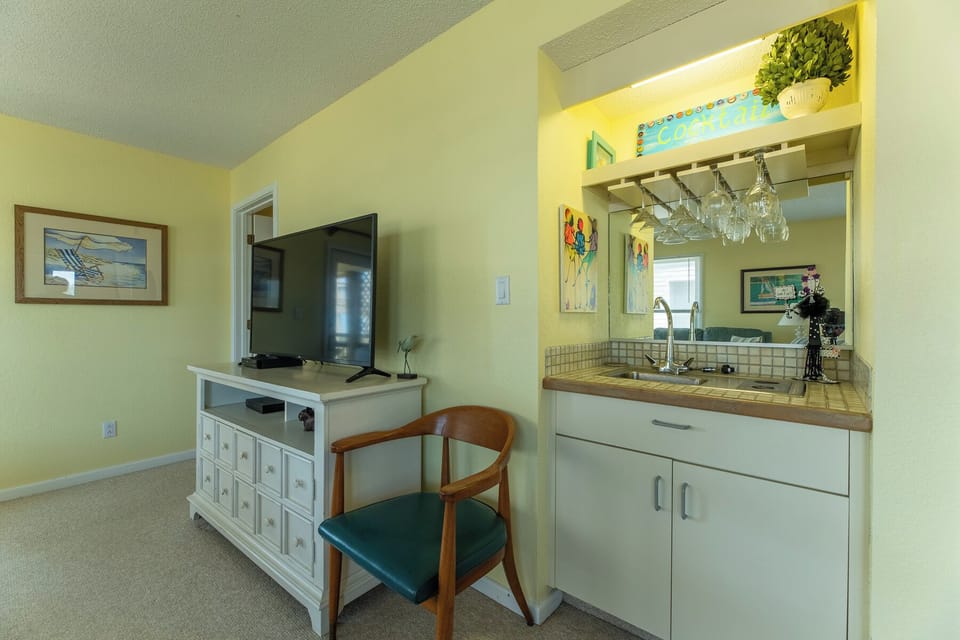 Wet Bar