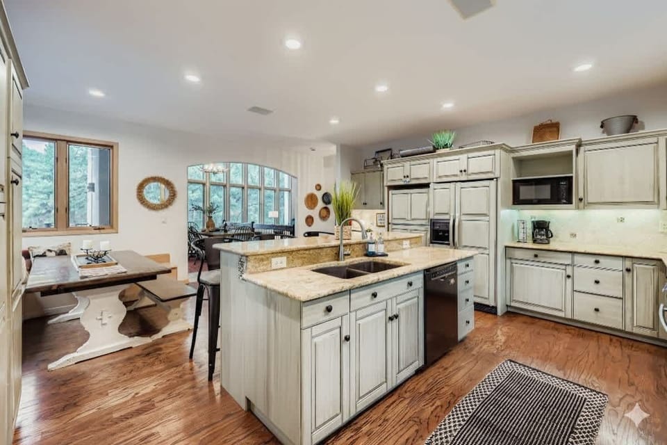 Fully stocked kitchen